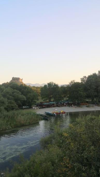 Wild Beauty House Skadar Lake เซทินเจ ภายนอก รูปภาพ