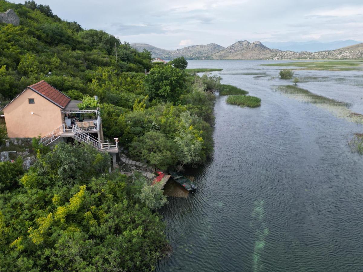 Wild Beauty House Skadar Lake เซทินเจ ภายนอก รูปภาพ